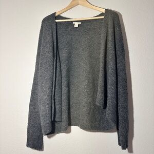 H&M women's gray knit cardigan size medium